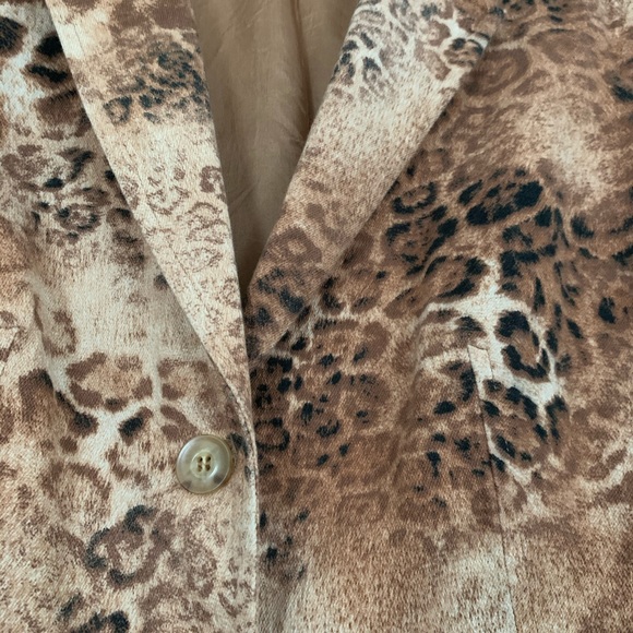Animal print blazer 10/12 - Picture 3 of 3